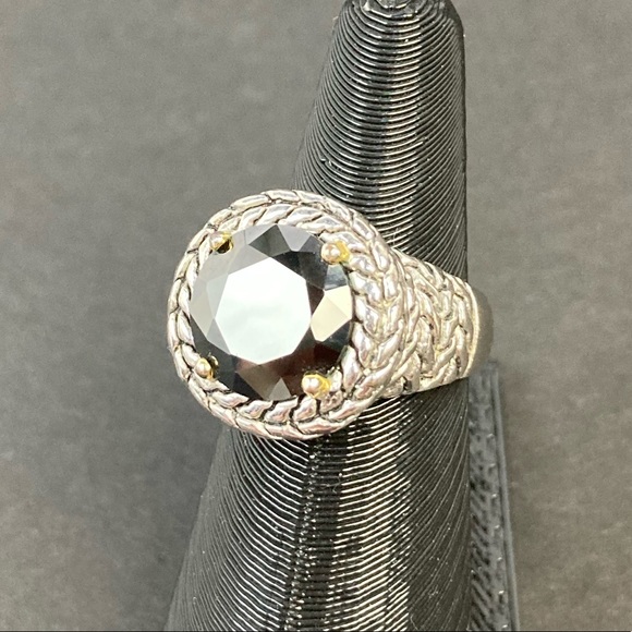 Silver-tone ring with black faceted crystal Sz 6.5 - Picture 3 of 9